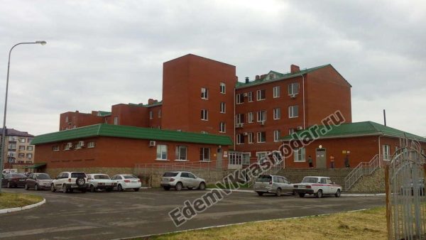 больница, поликлинника в Яблоновском